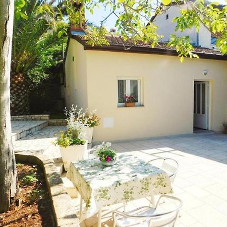 PUY Apartments Danilo 48 מראה חיצוני תמונה