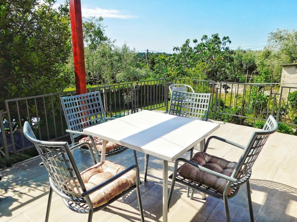 PUY Apartments Danilo 48 מראה חיצוני תמונה