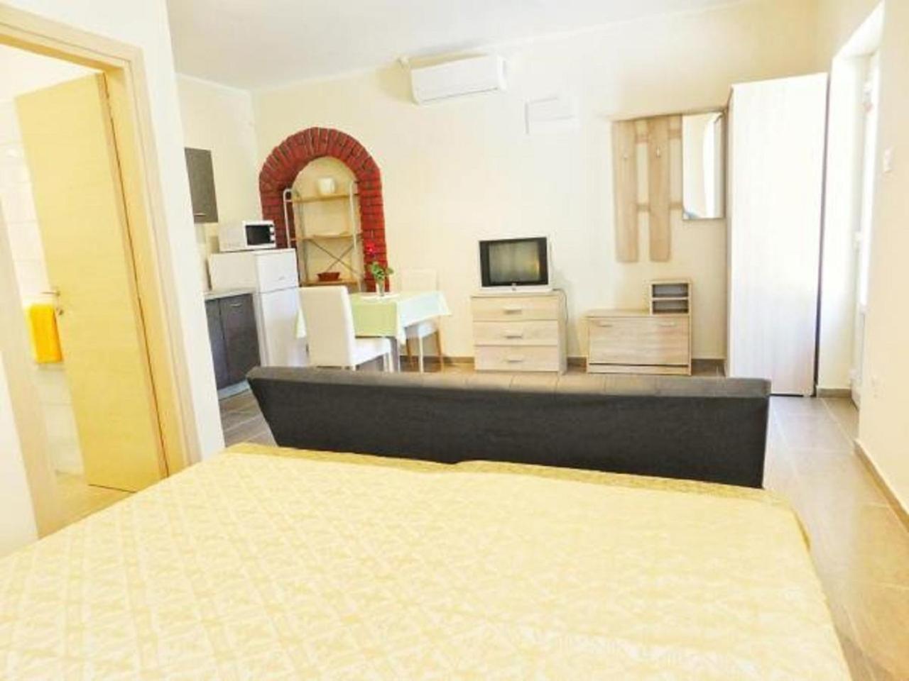 PUY Apartments Danilo 48 מראה חיצוני תמונה